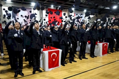 Adana’da 750 polis adayı mezun oldu