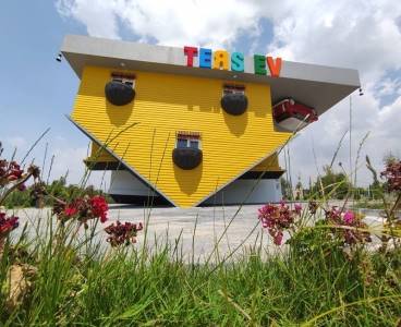 Ters Evi 1 Ayda 16 kişi ziyaret etti